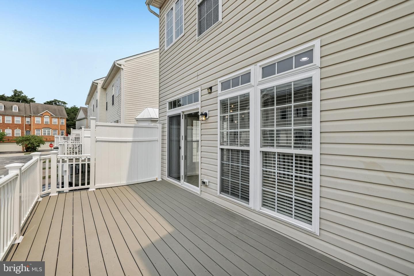 7644 Sandhurst Lane photo 37