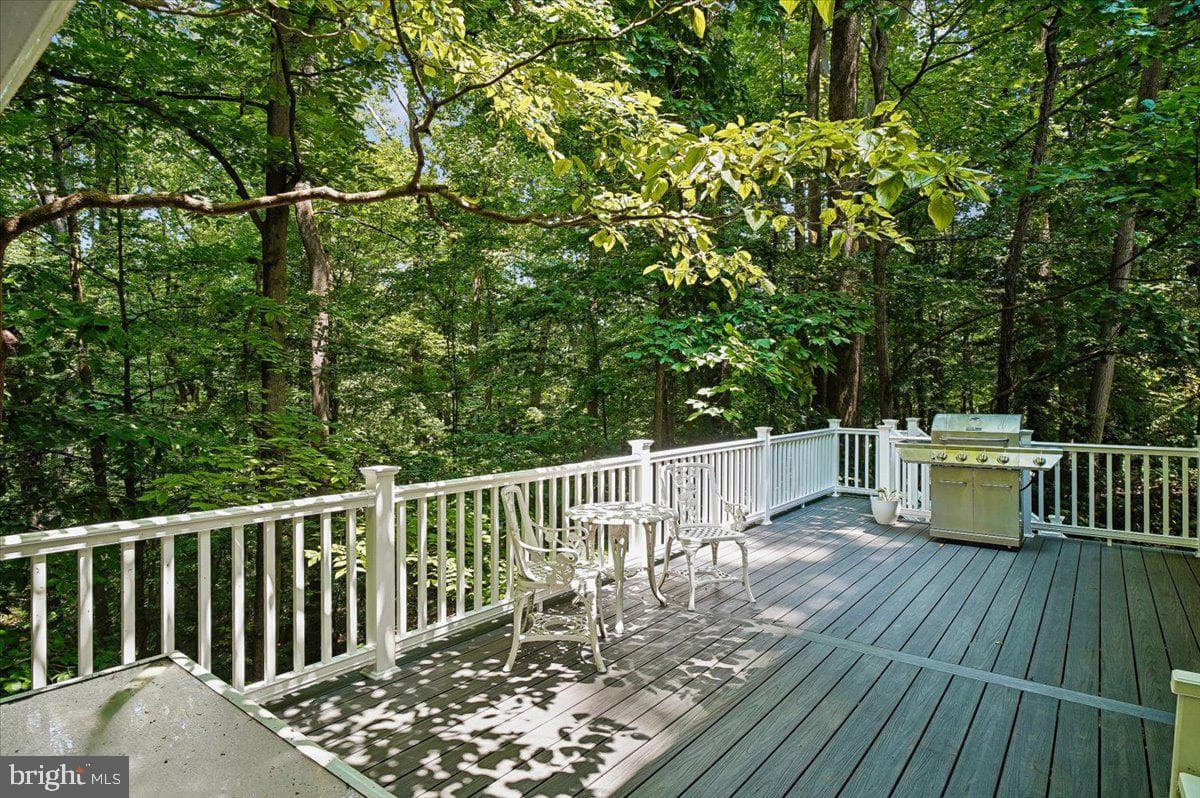 1070 Foxcroft Run photo 24