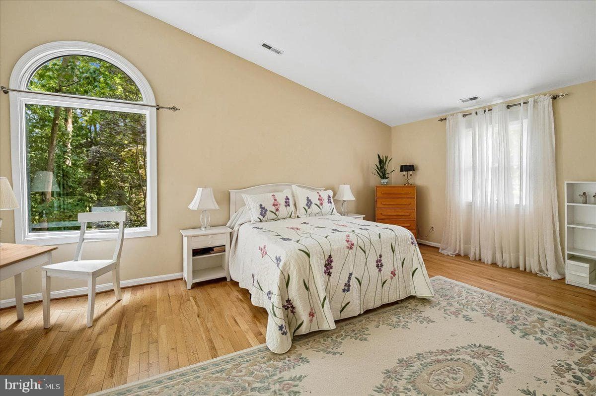 1070 Foxcroft Run photo 28