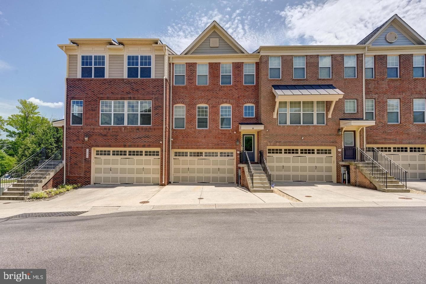 7827 Crystal Way, Hanover
