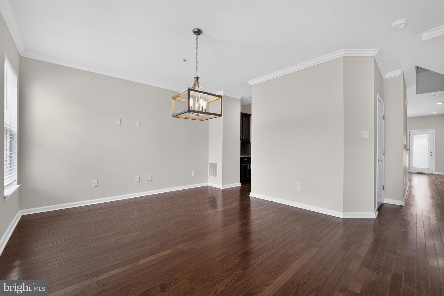 7827 Crystal Way photo 12