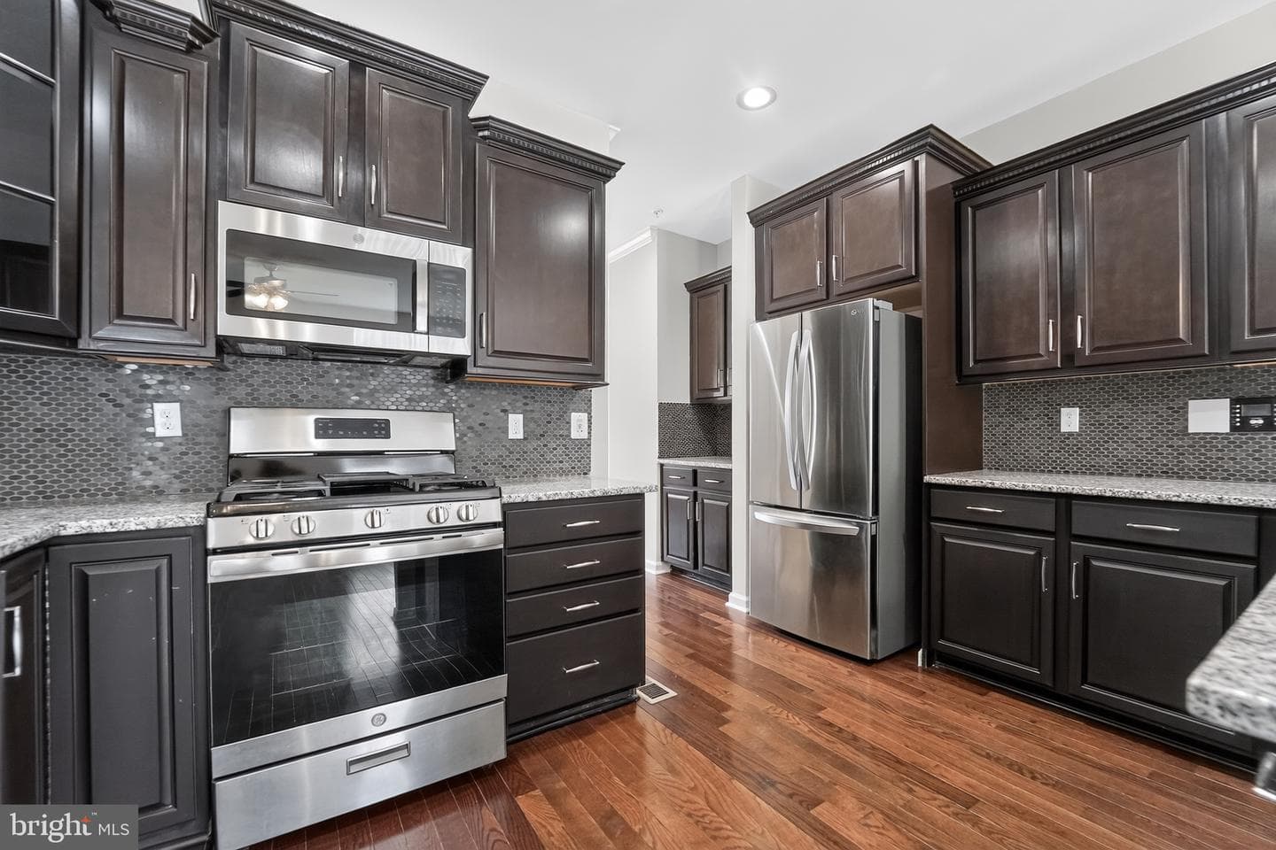 7827 Crystal Way photo 7
