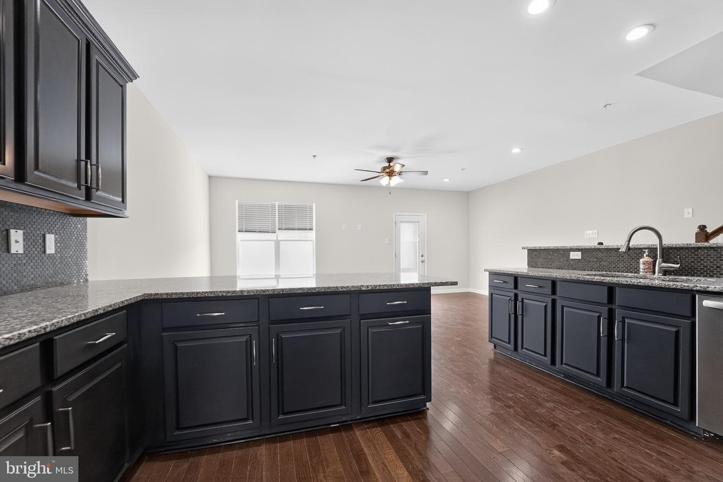 7827 Crystal Way photo 9