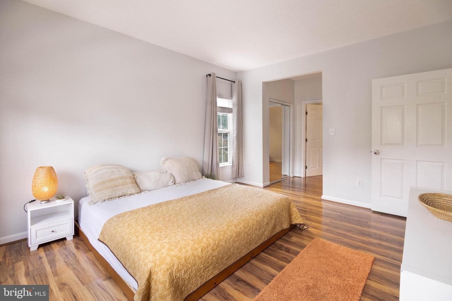 2400 Chestnut Terrace Court #201 photo 13
