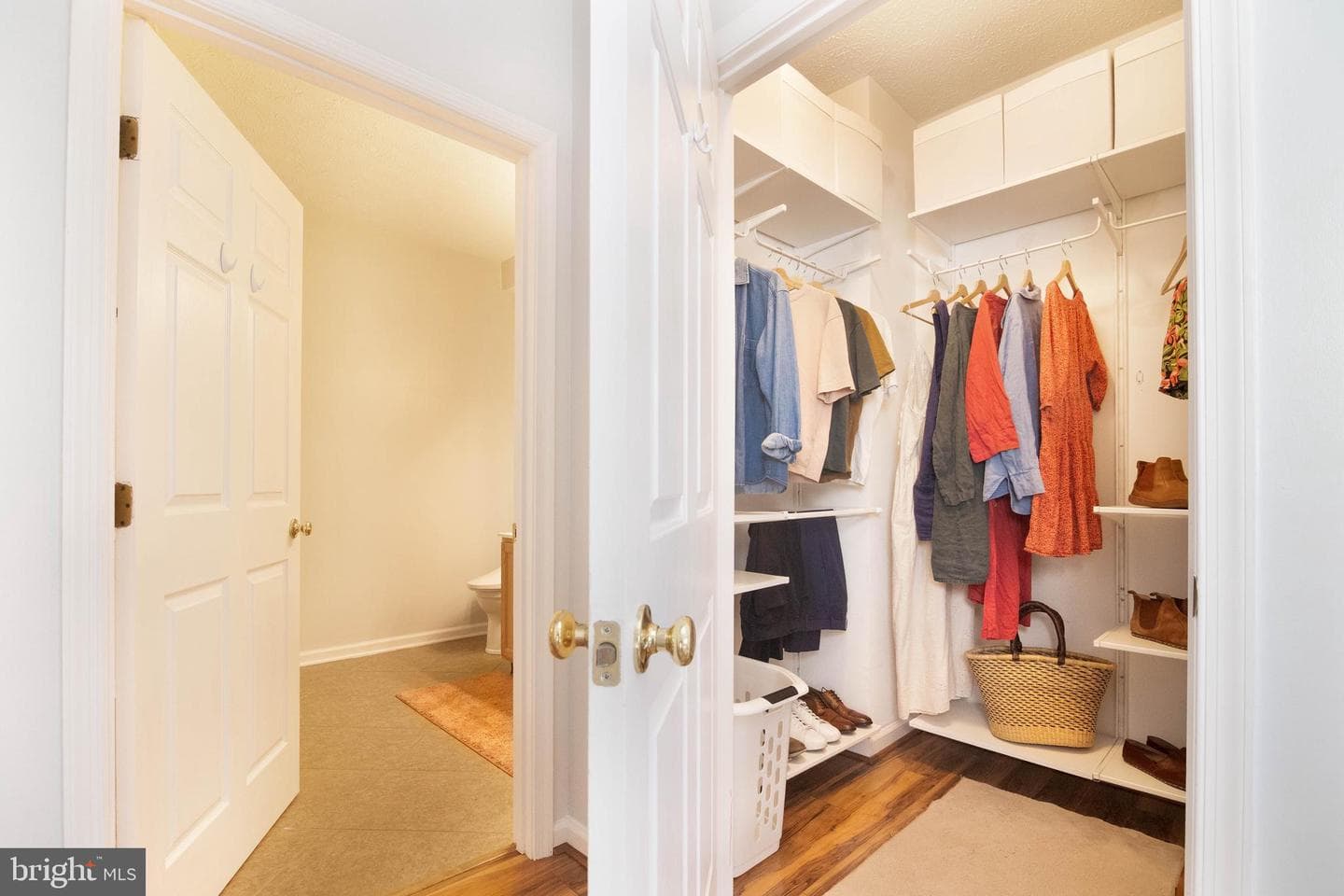 2400 Chestnut Terrace Court #201 photo 15