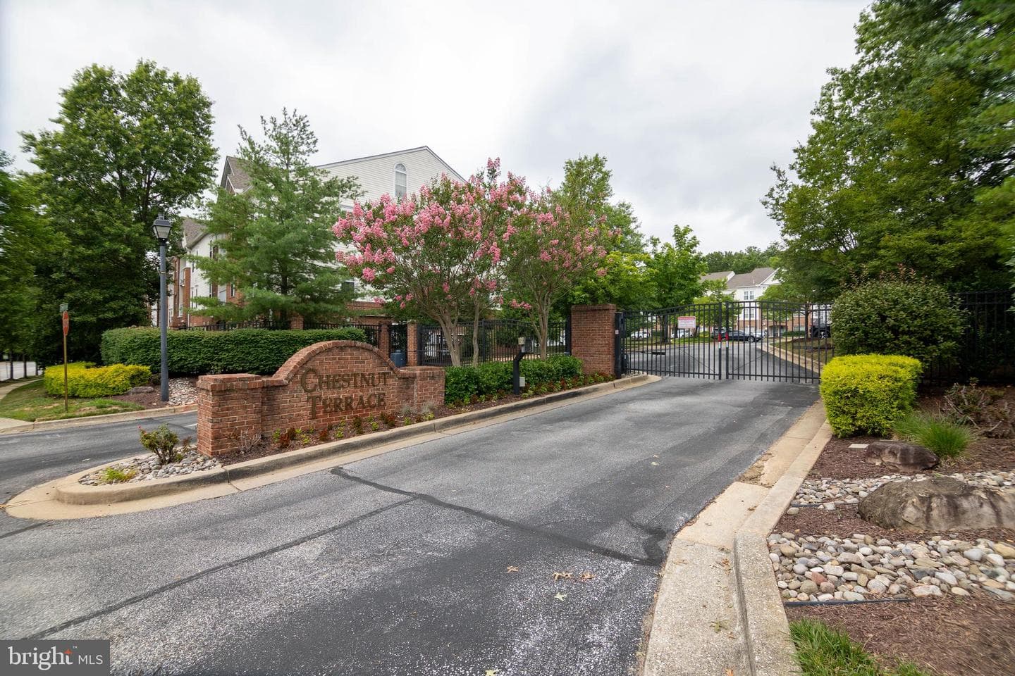 2400 Chestnut Terrace Court #201 photo 26