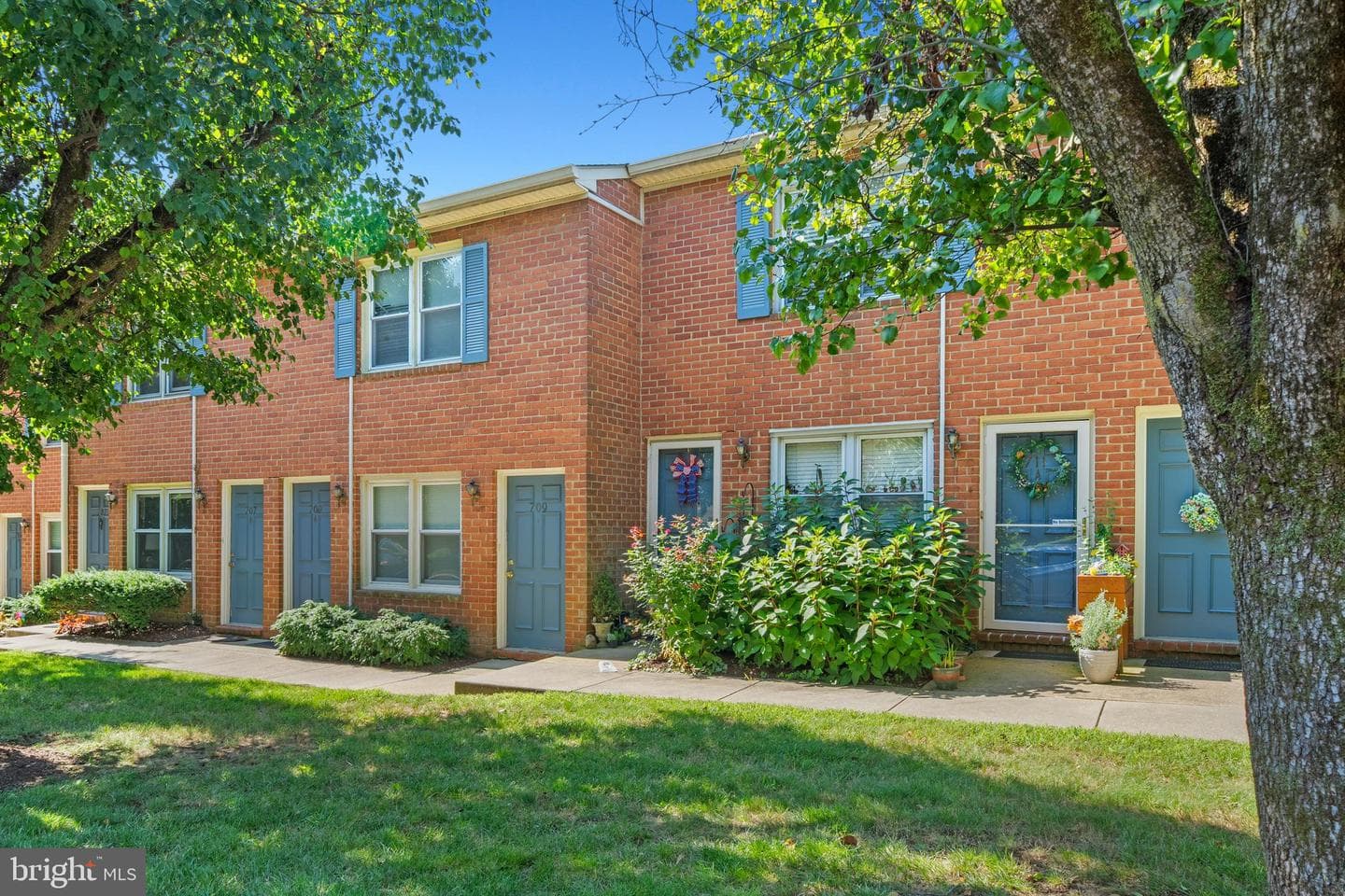 709 Glenwood Street #57 photo 23