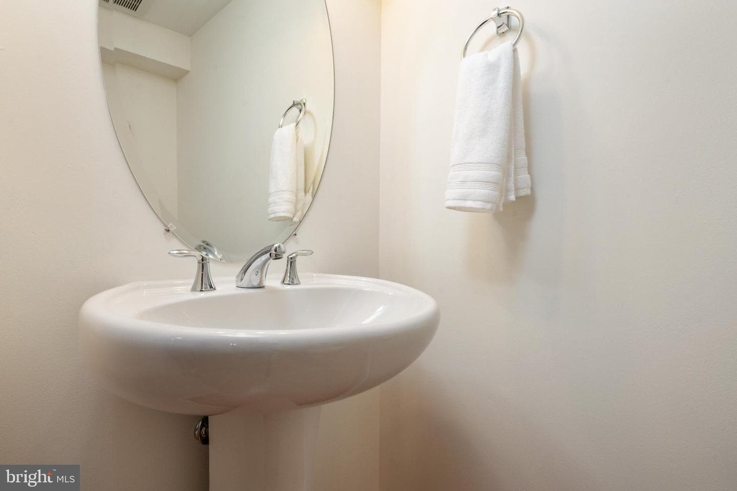21 Boucher Place photo 17