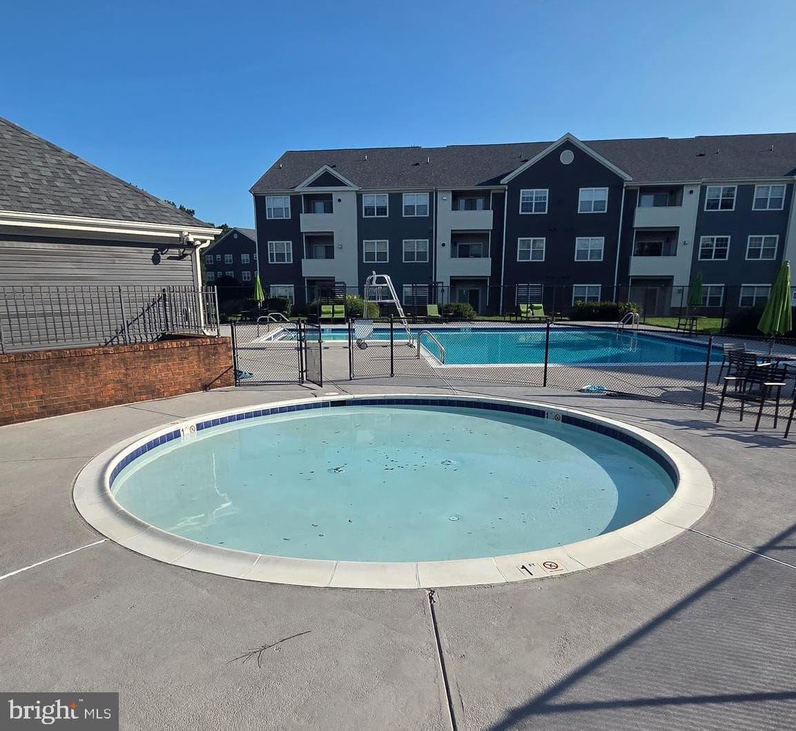 302 Gatehouse Lane #302c photo 12