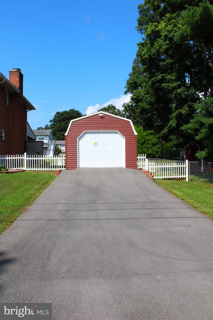 14801 Connecticut Avenue photo 10