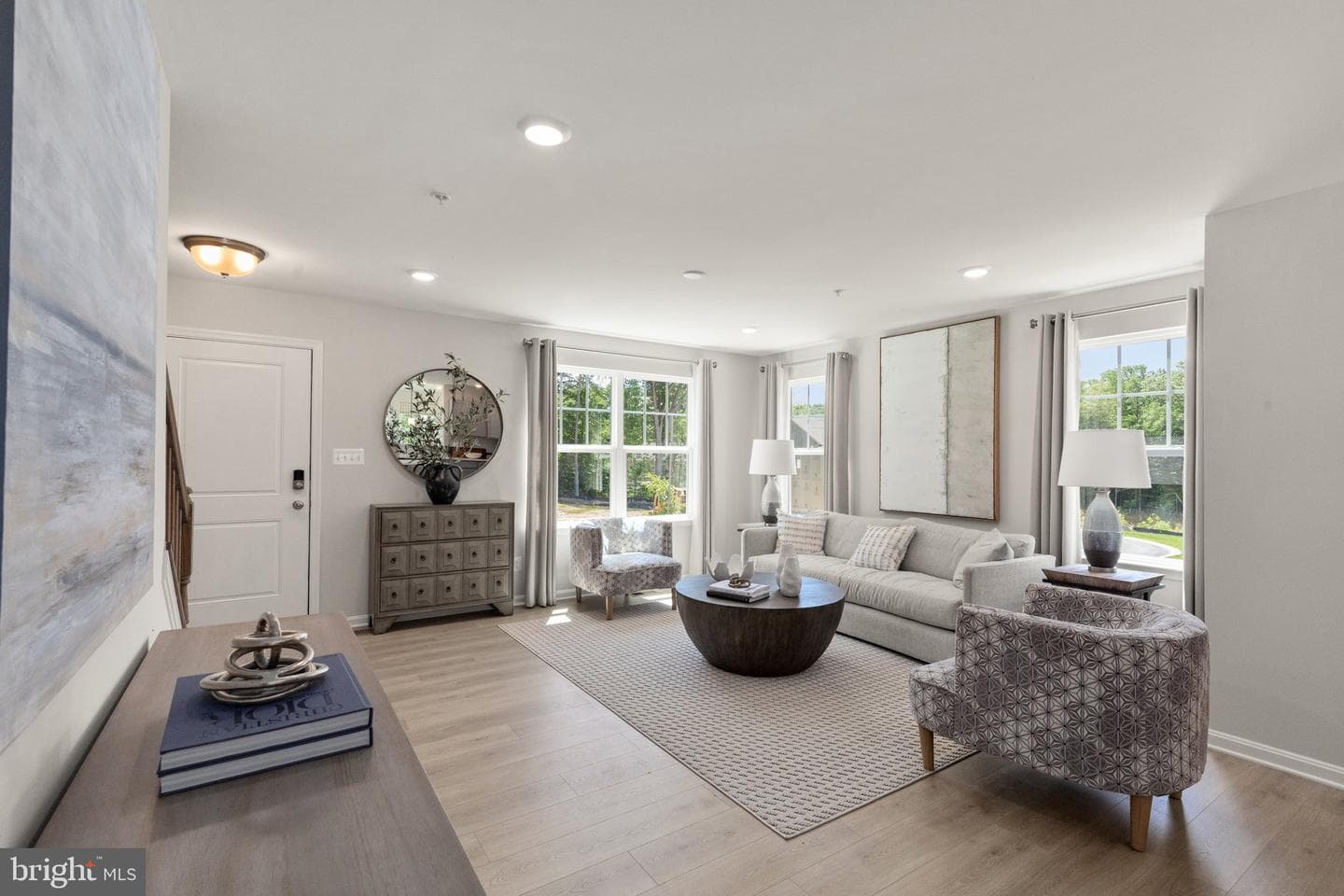 Cobey Drive photo 3