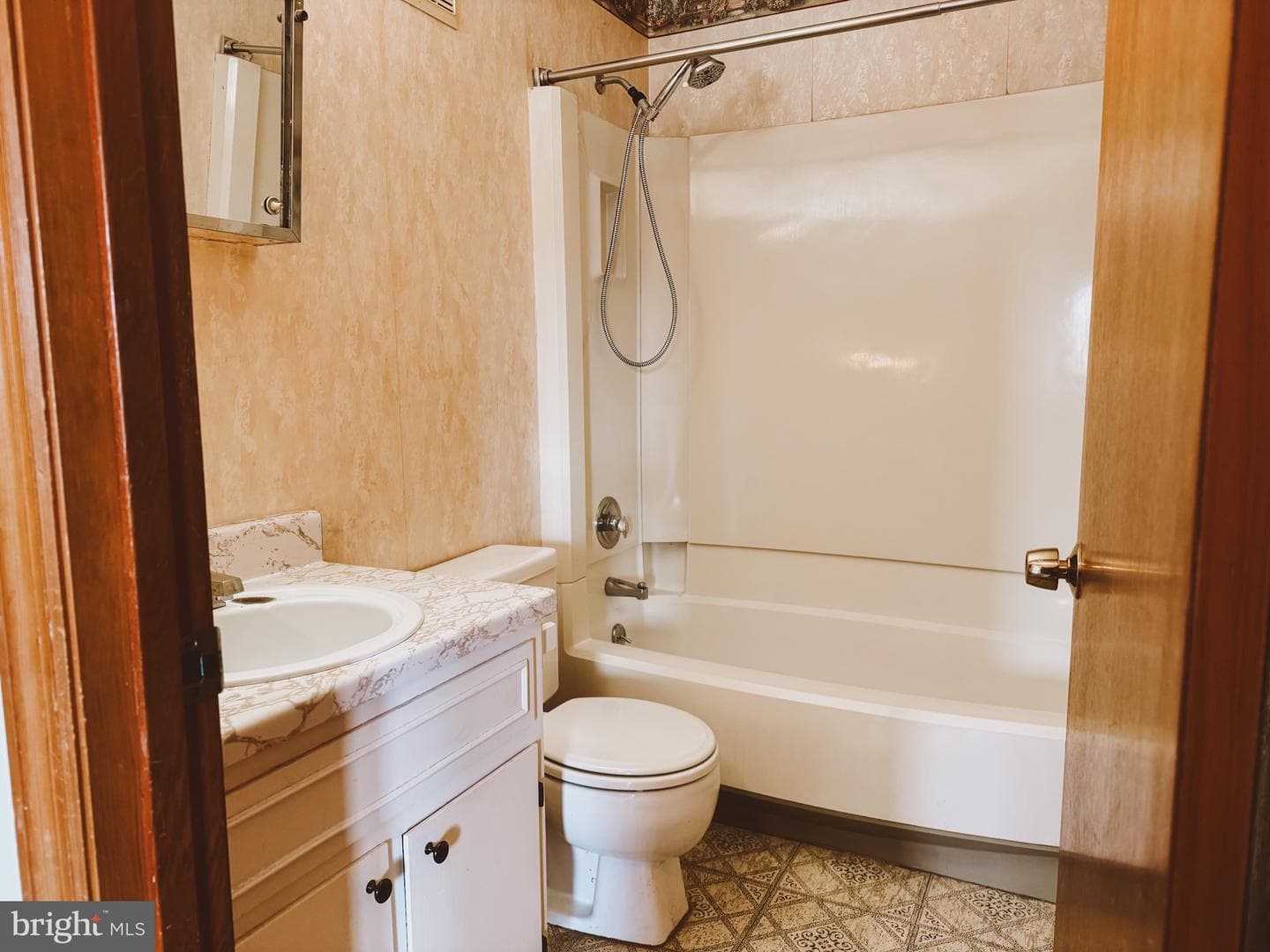 14211 Sparrow Lane SW photo 13