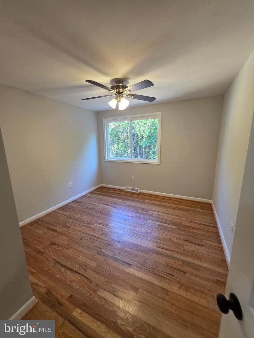 11816 Bedford ##rear photo 16