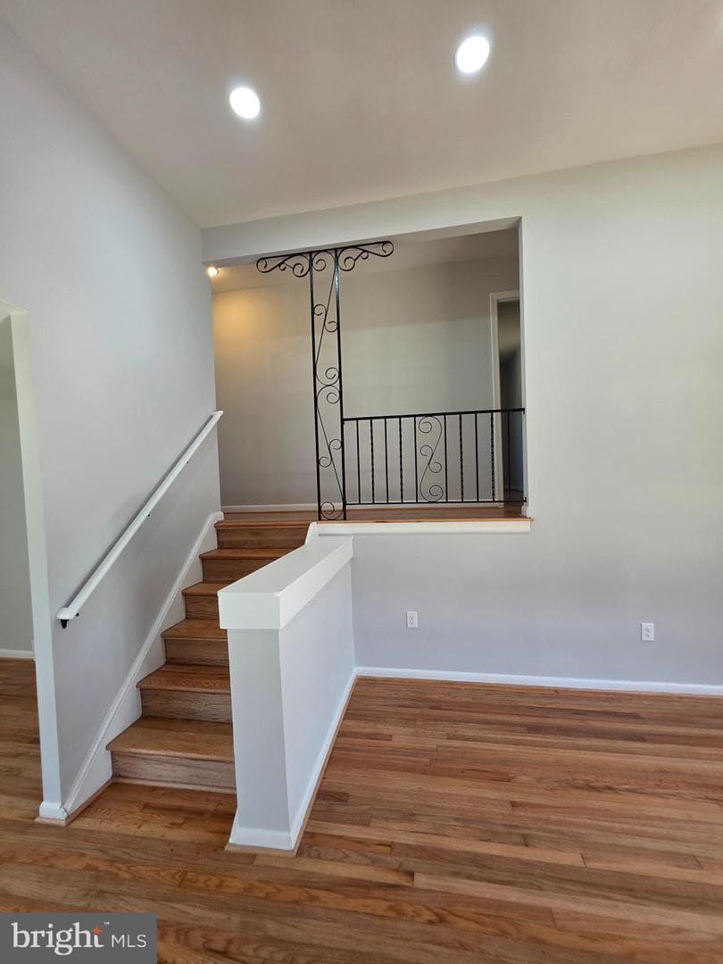 11816 Bedford ##rear photo 6