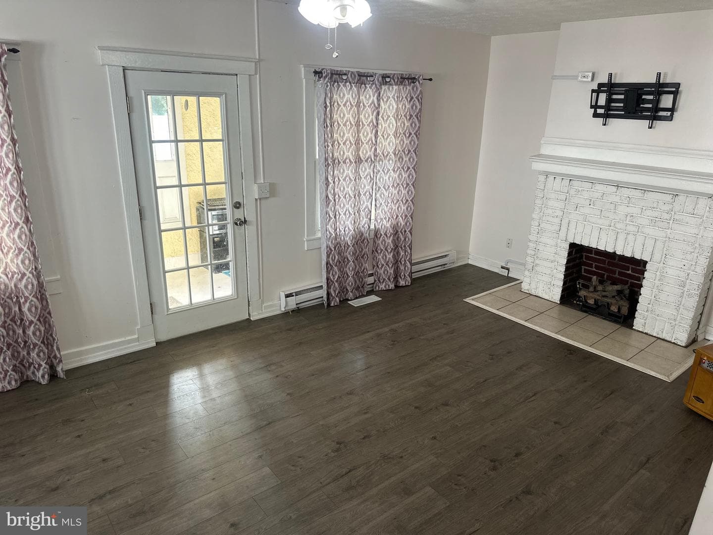 865 Gephart Drive photo 23
