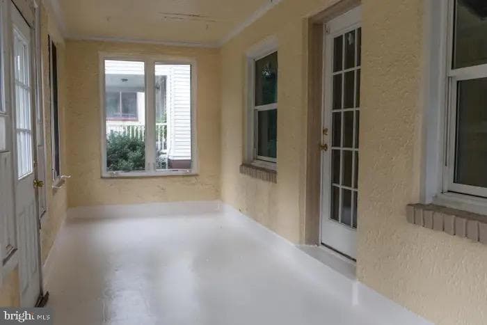 865 Gephart Drive photo 3