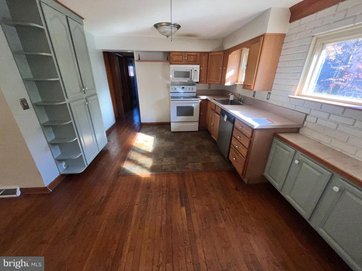 1074 Braddock Road photo 11