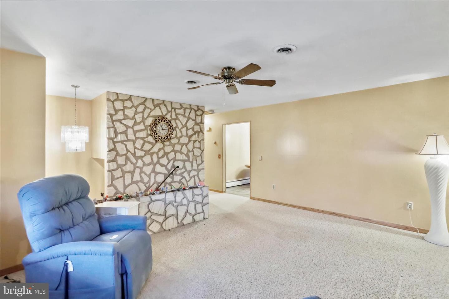 716 Winifred Road photo 16