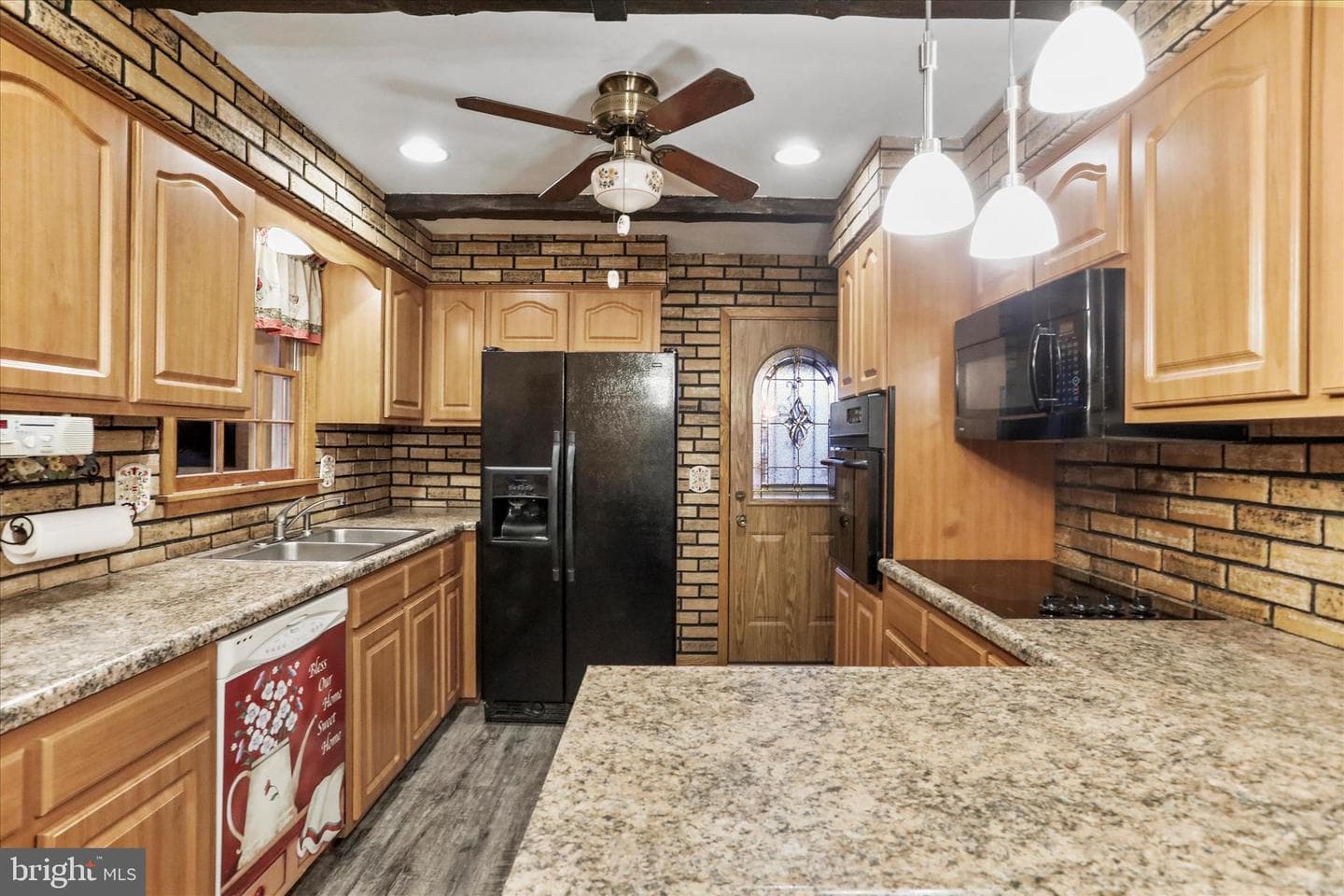 716 Winifred Road photo 6
