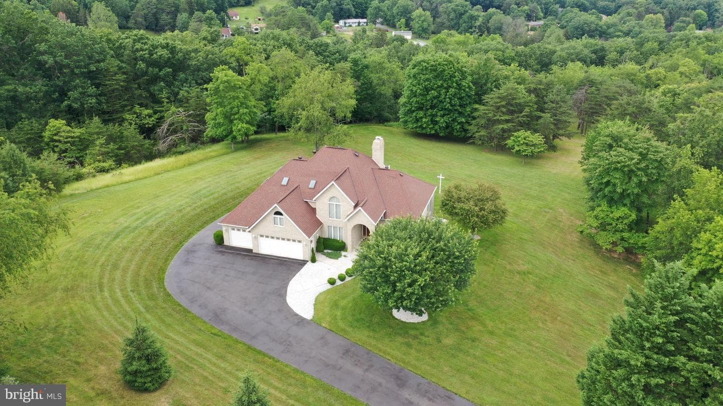 887 Weires Avenue photo 8