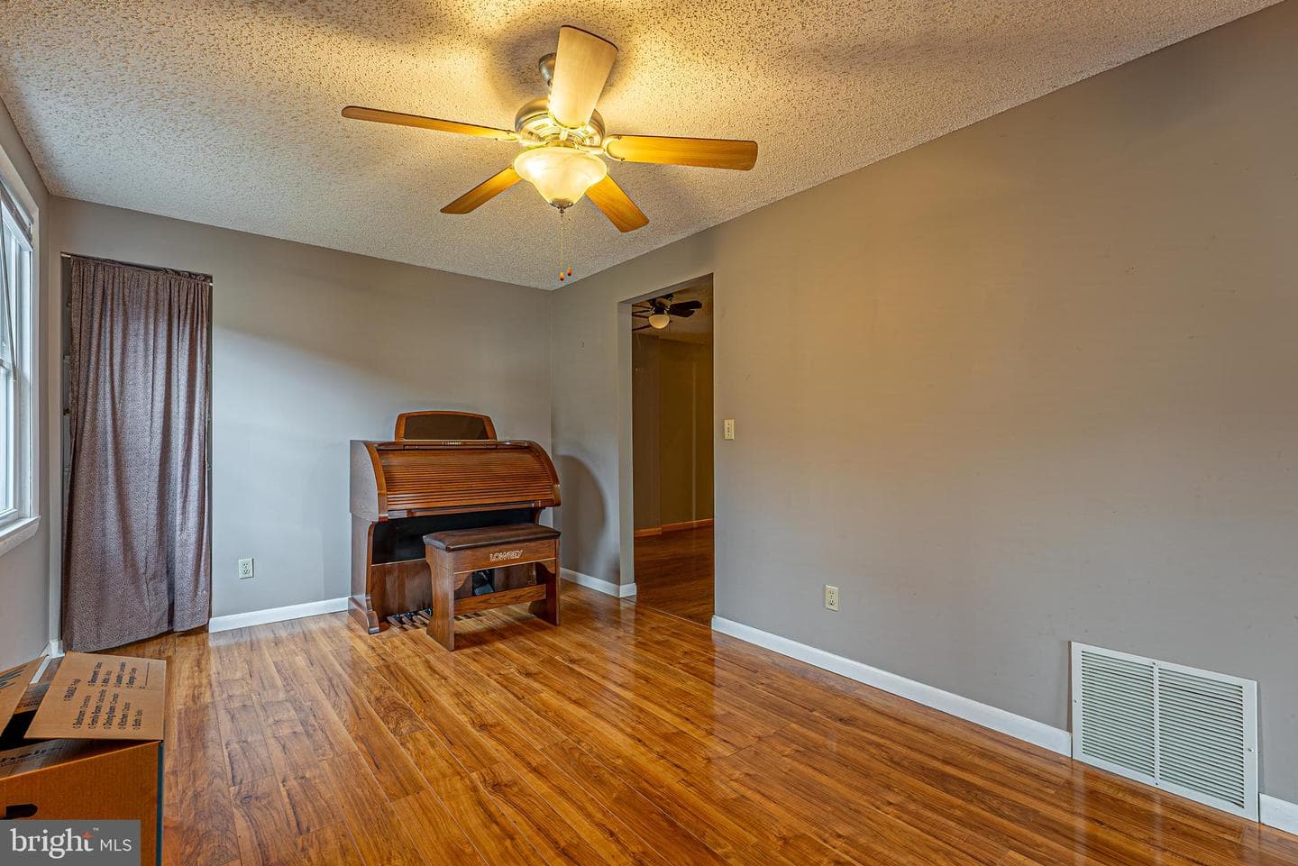 13604 Bedford Road NE photo 12