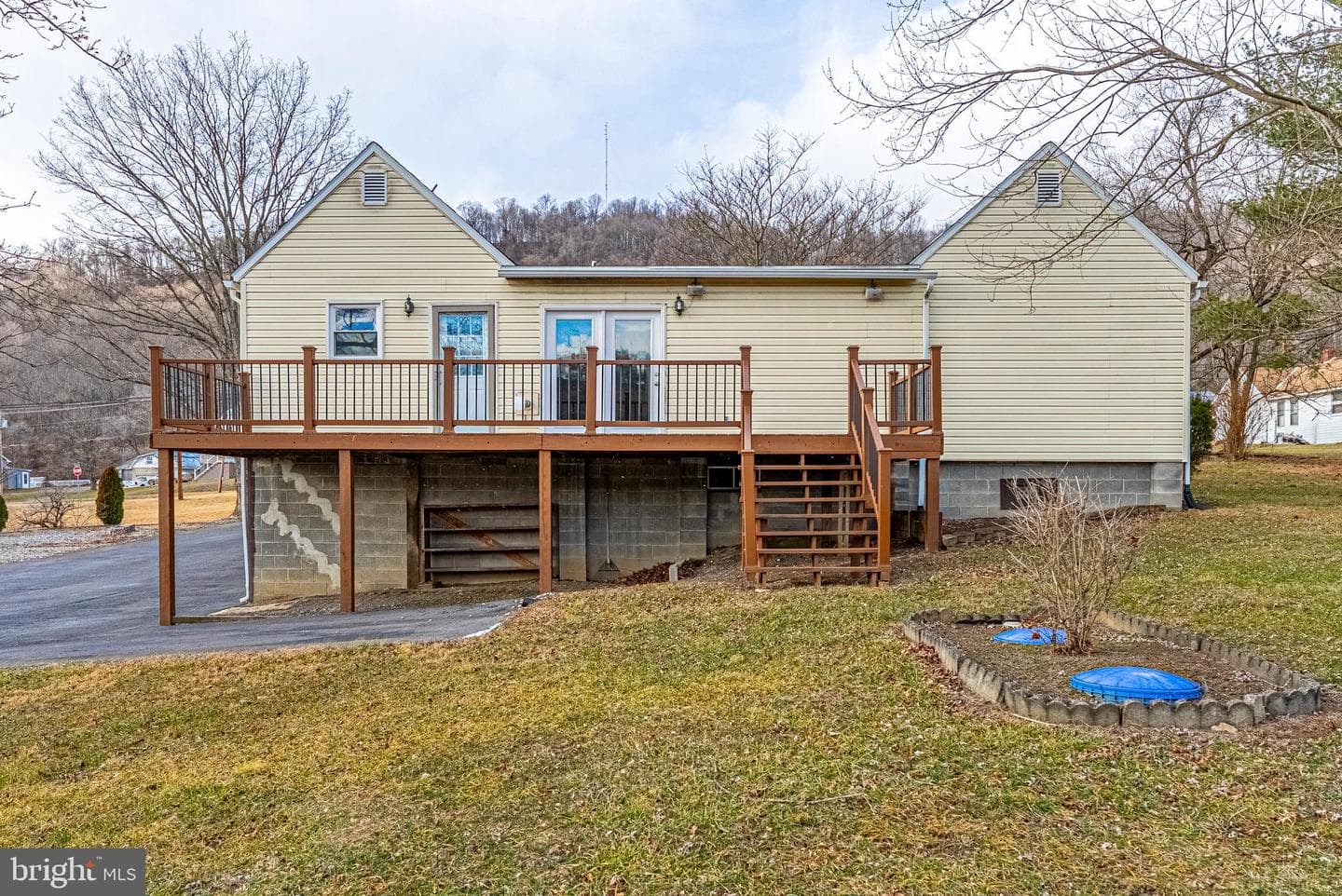 13604 Bedford Road NE photo 35