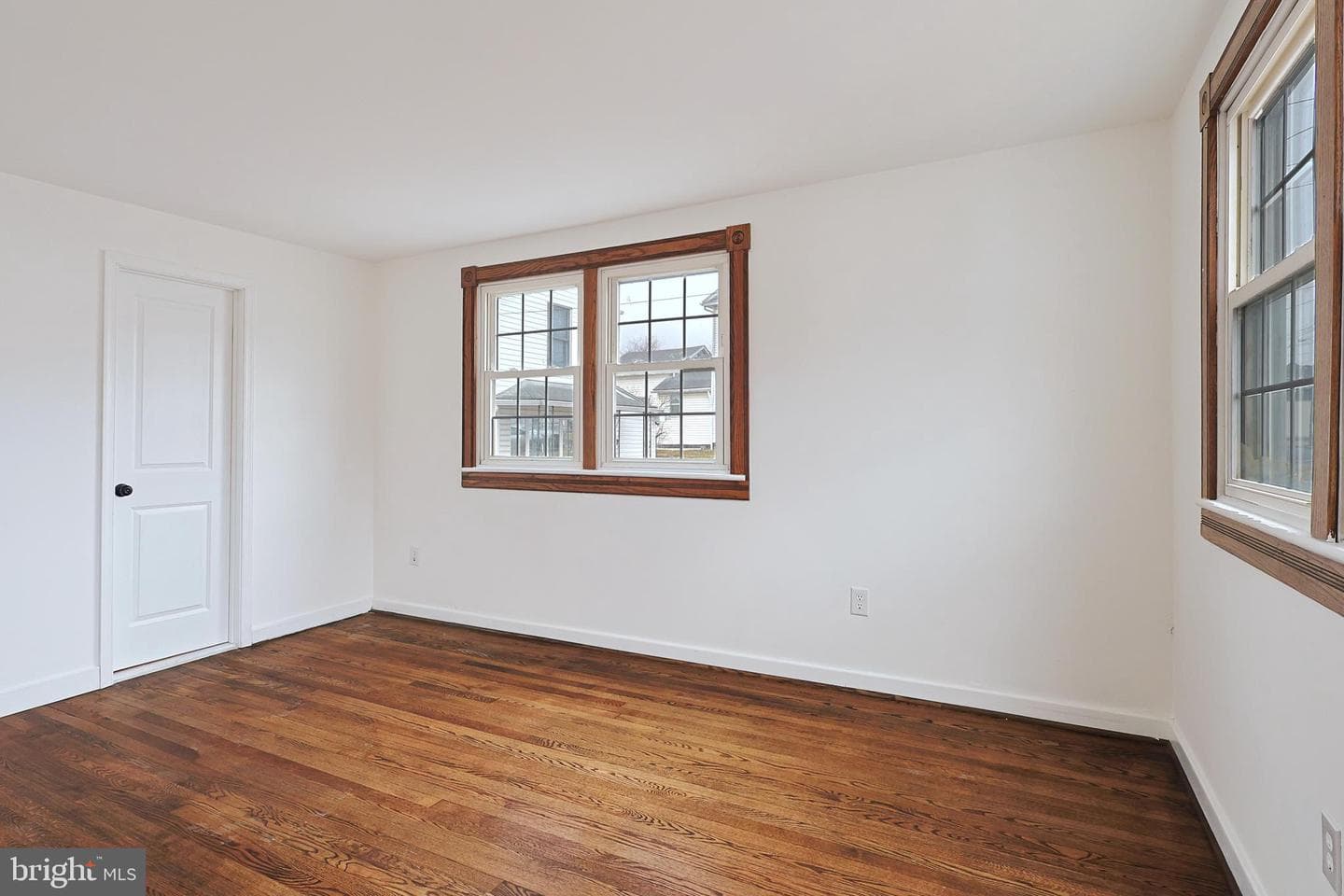 409 Springdale Street photo 13