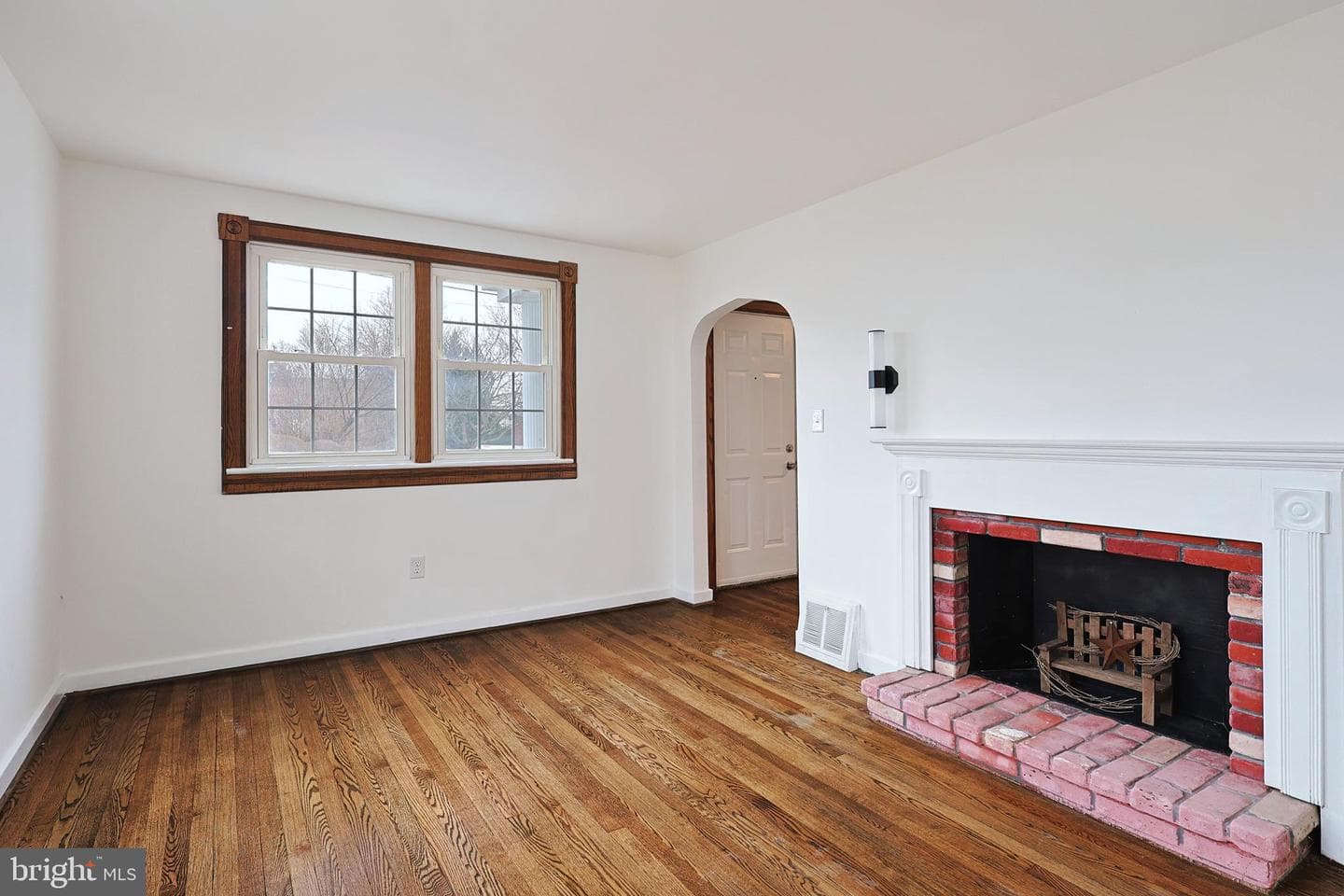 409 Springdale Street photo 20