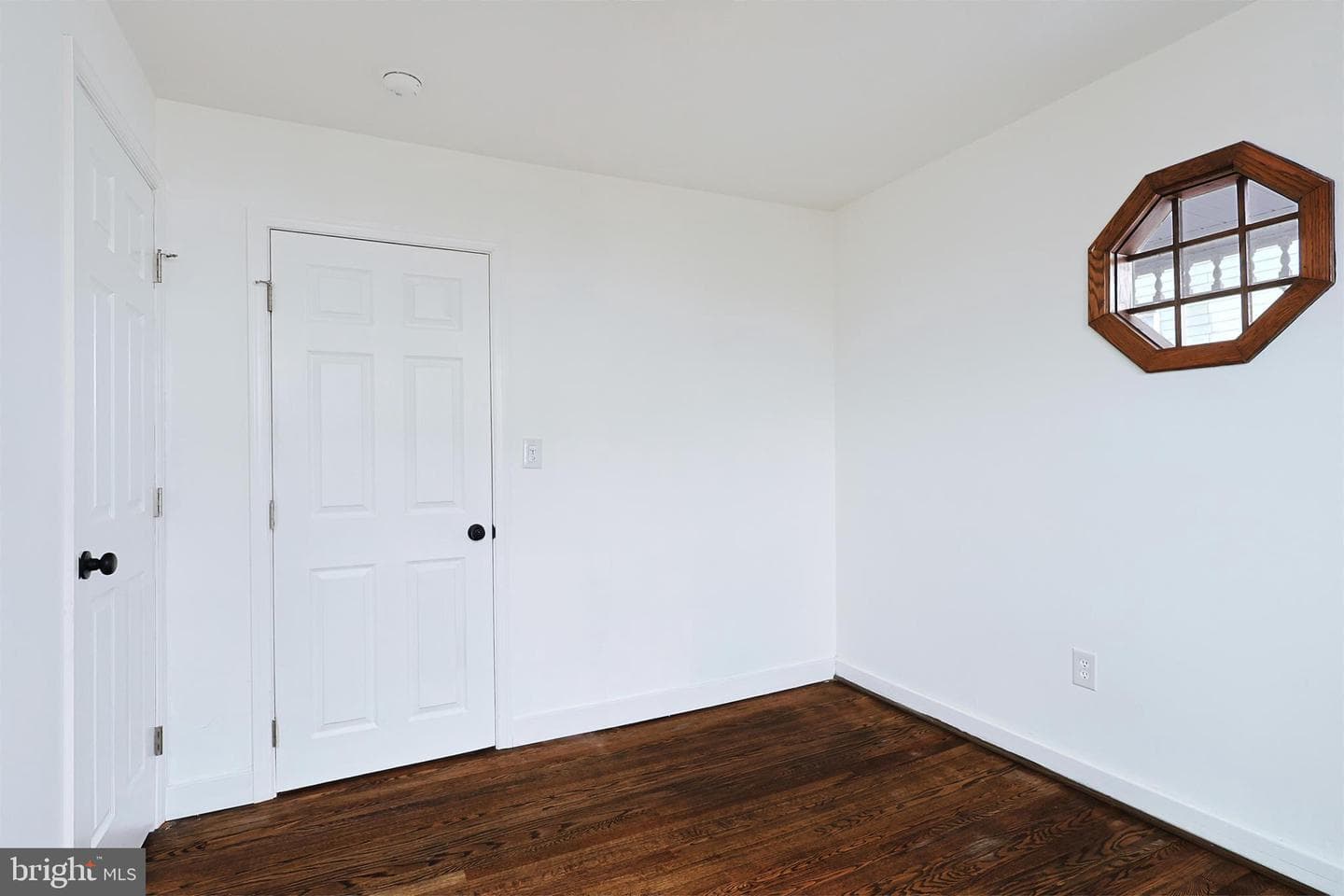 409 Springdale Street photo 27