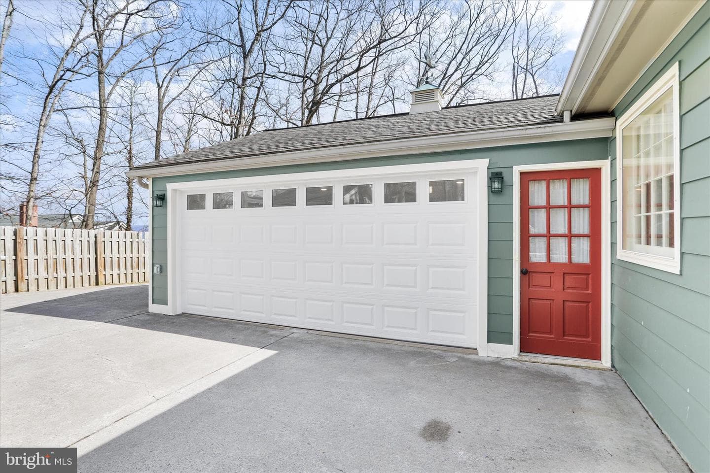 1039 Longwood Avenue photo 48