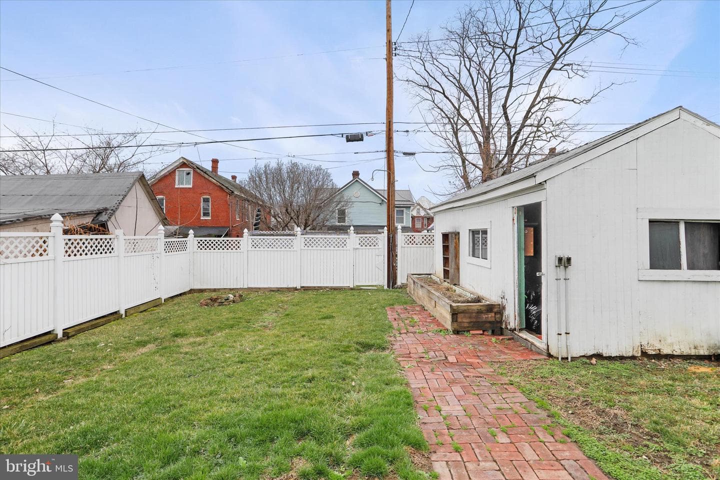 129 Race Street photo 2