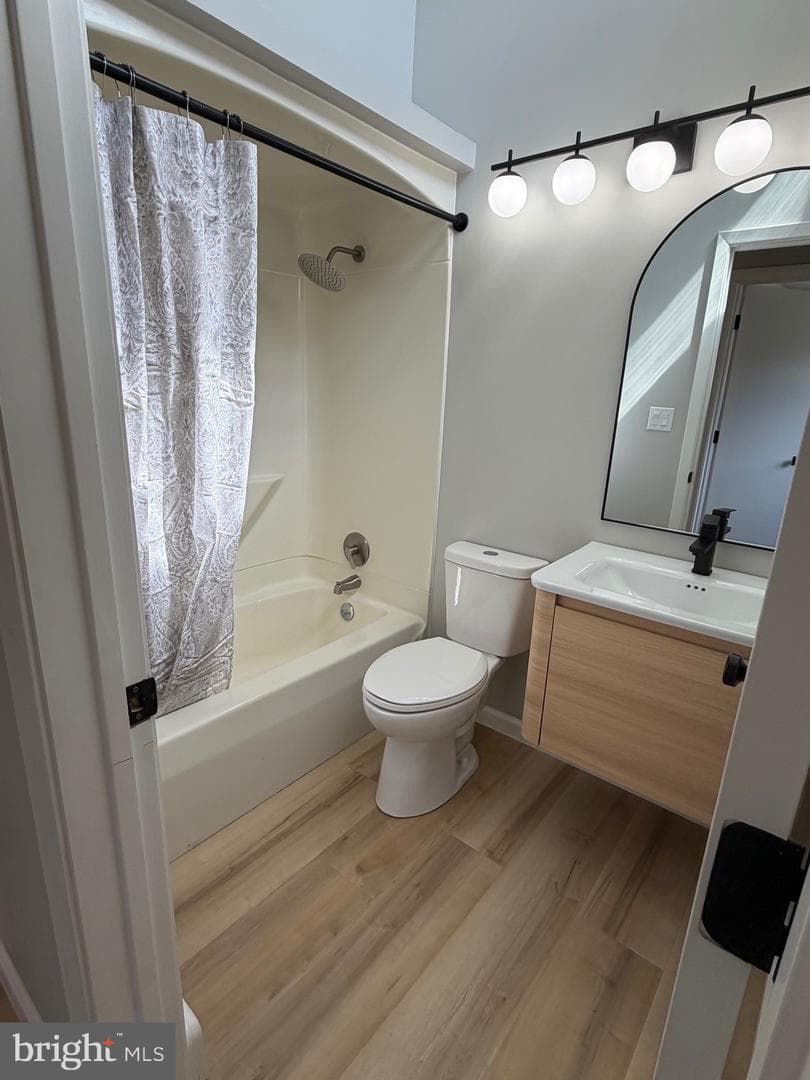 13 Warfield Place photo 24