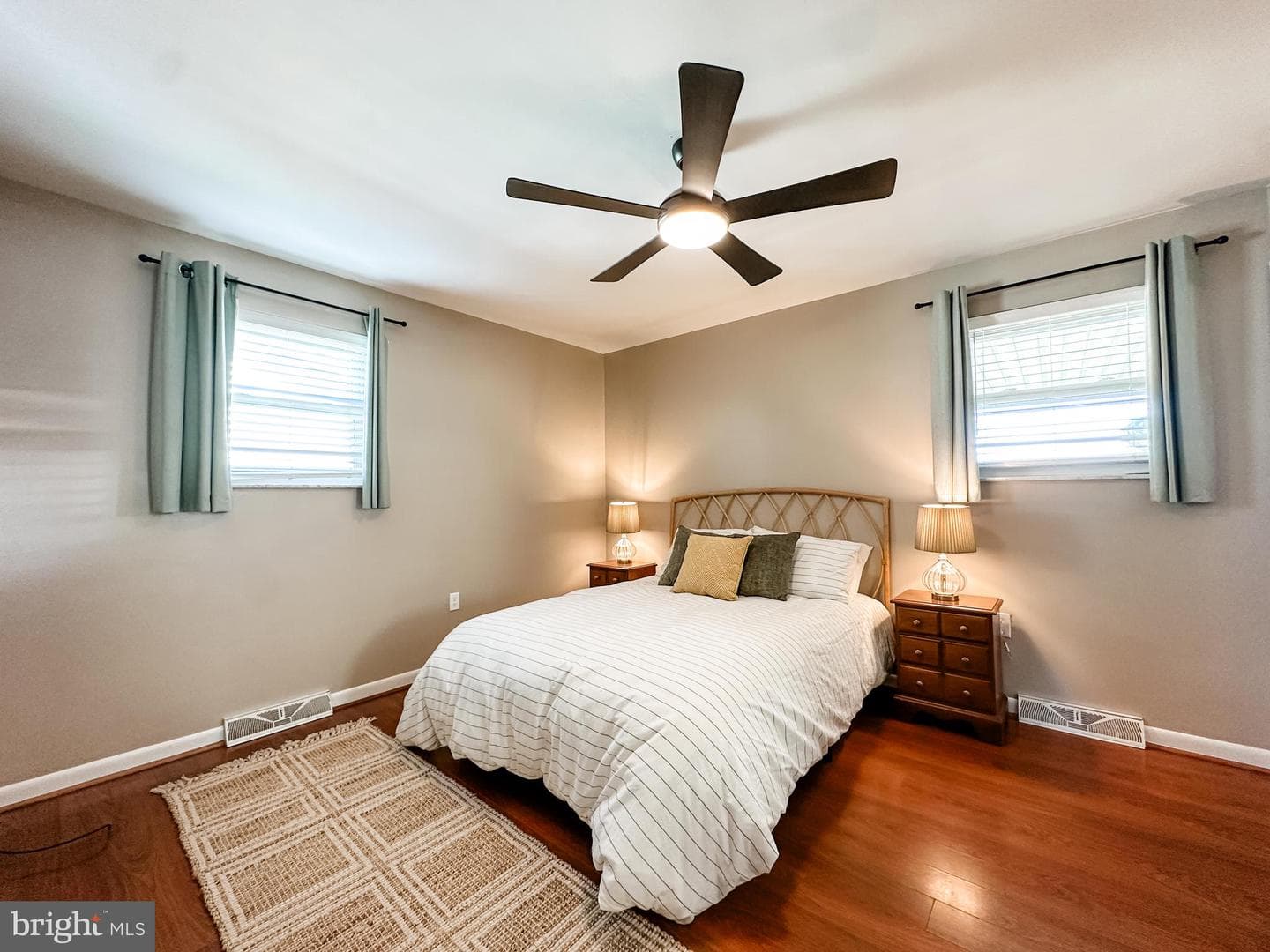 14512 Barton Boulevard SW photo 14