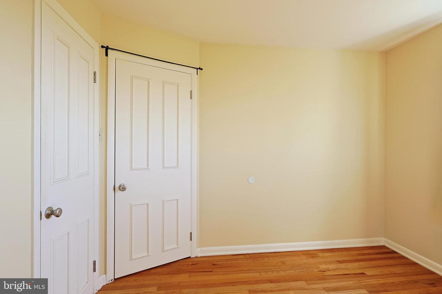 701 White Avenue photo 23