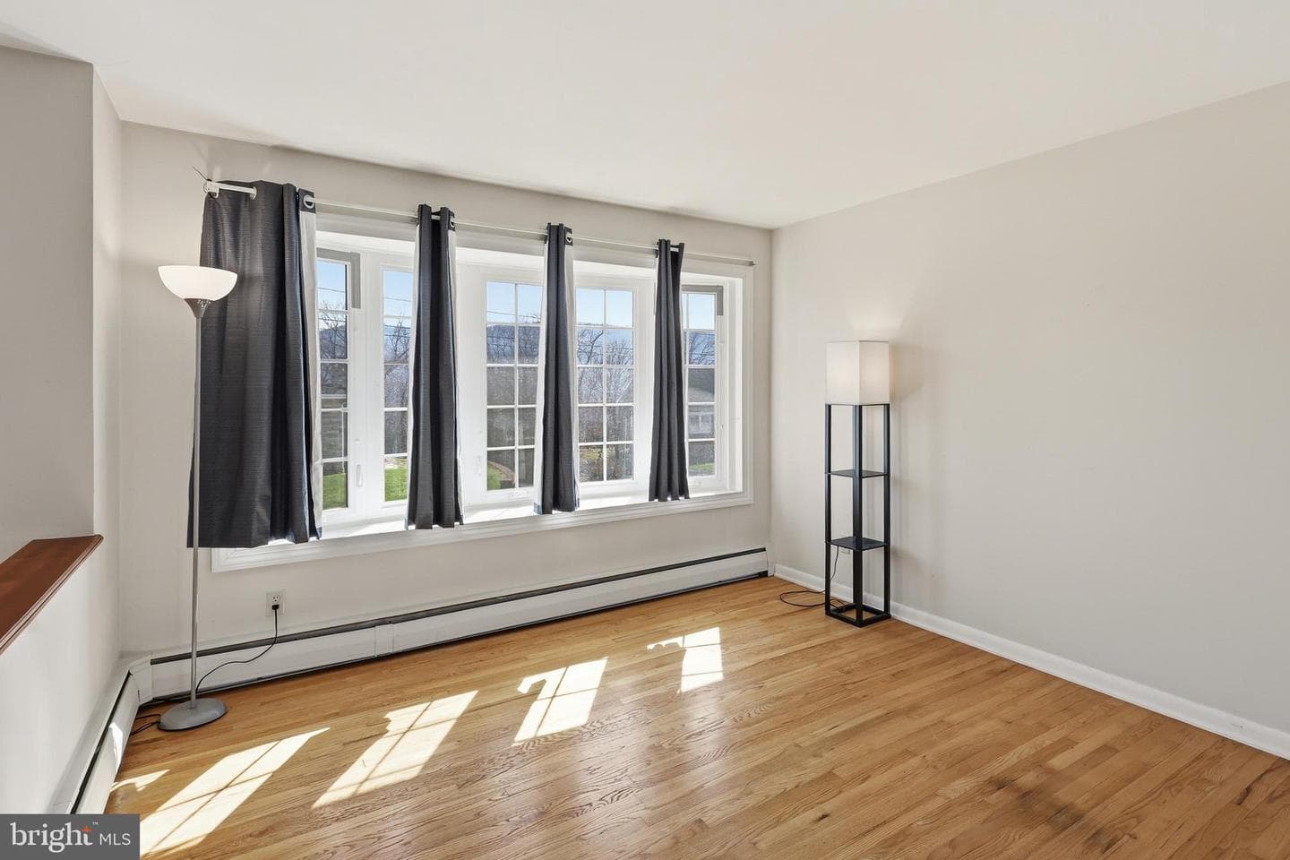 701 White Avenue photo 4