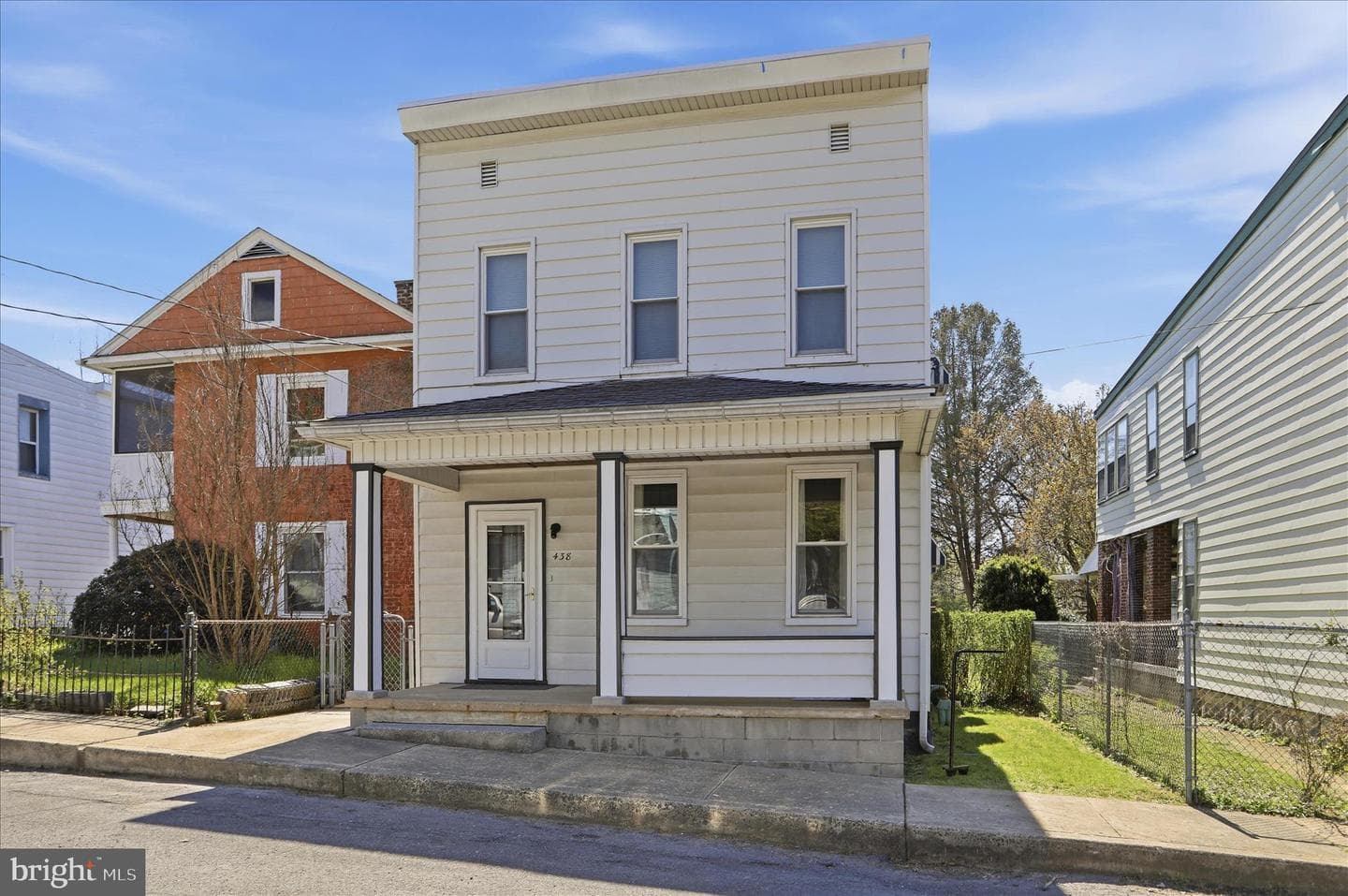 438 Chestnut Street photo 3