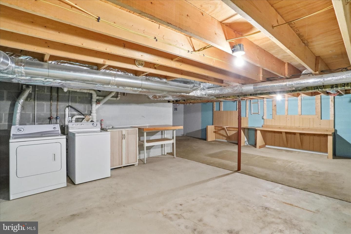 13 S Woodlawn Avenue photo 37