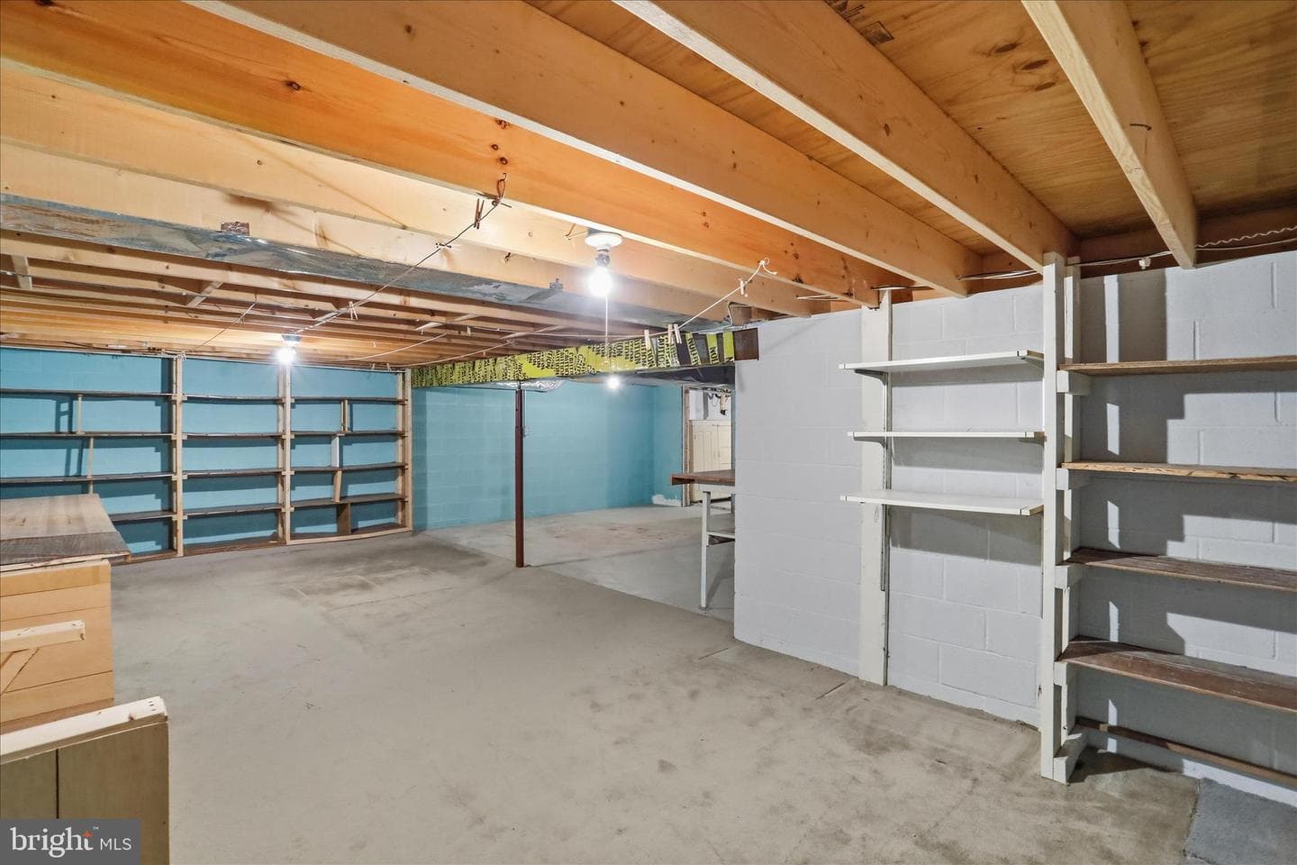 13 S Woodlawn Avenue photo 39