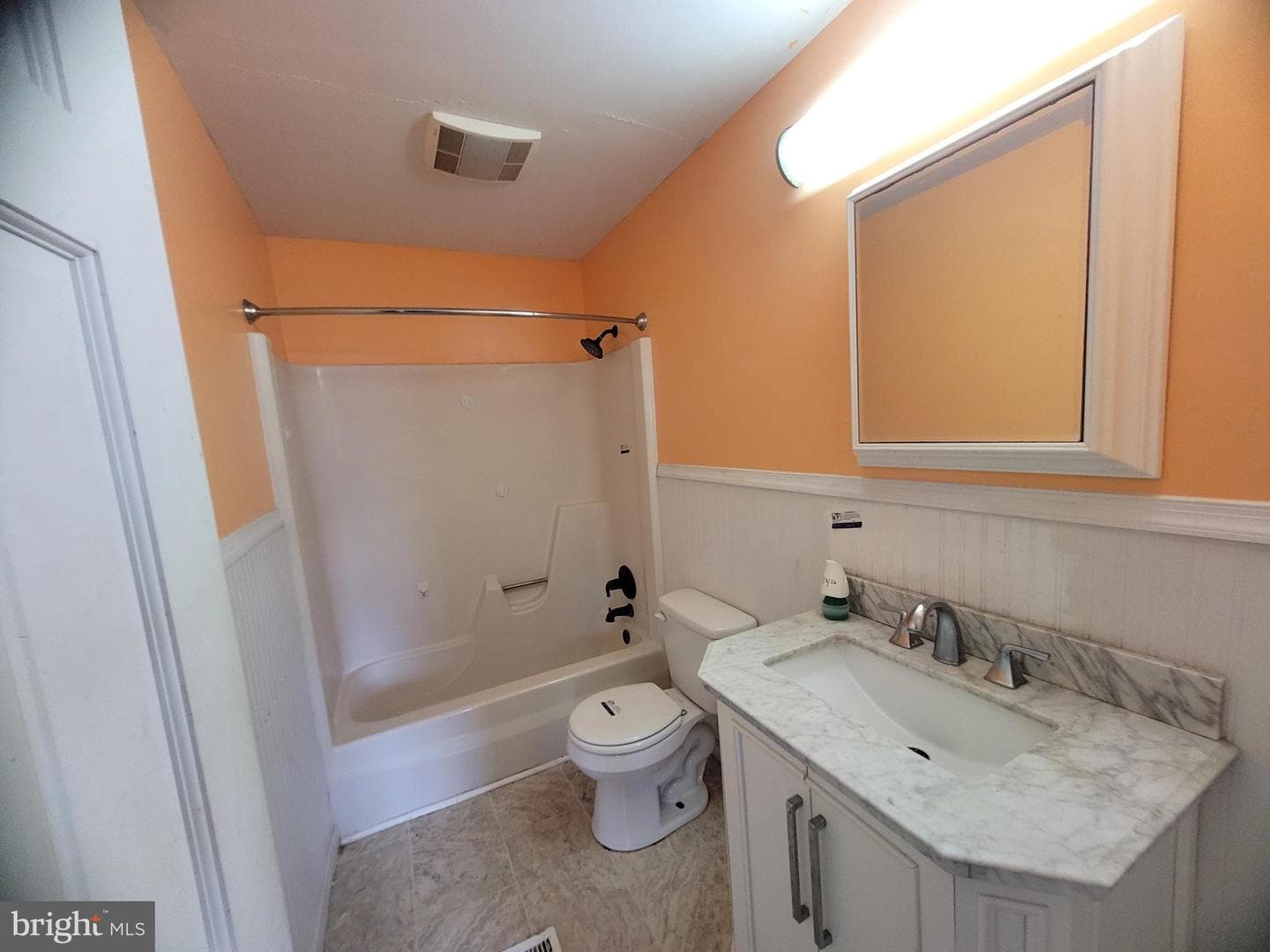 23 Oaklawn Avenue photo 17