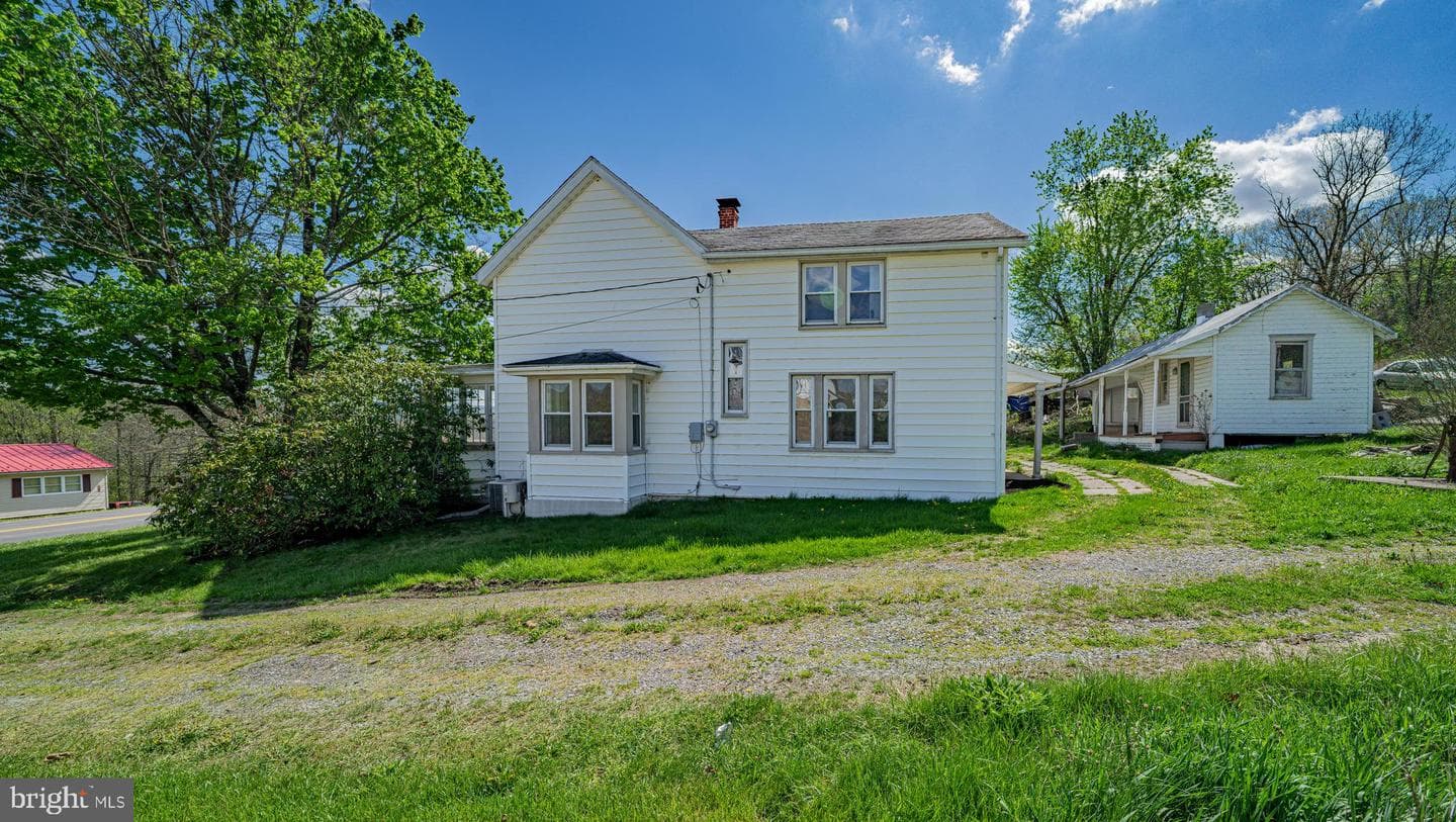 14015 Bedford Road NE photo 45