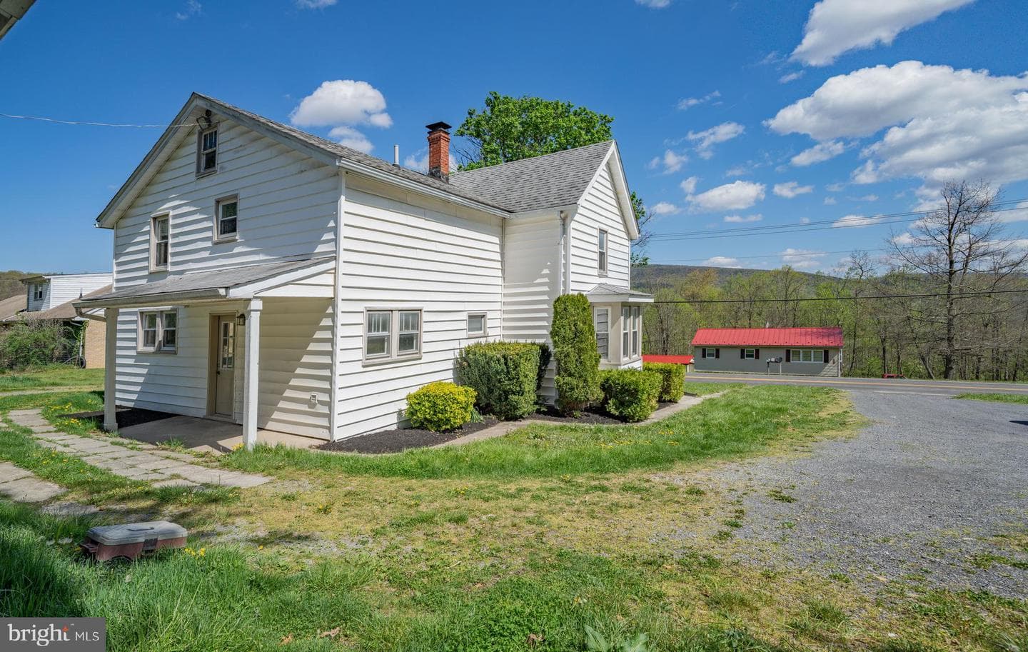 14015 Bedford Road NE photo 8