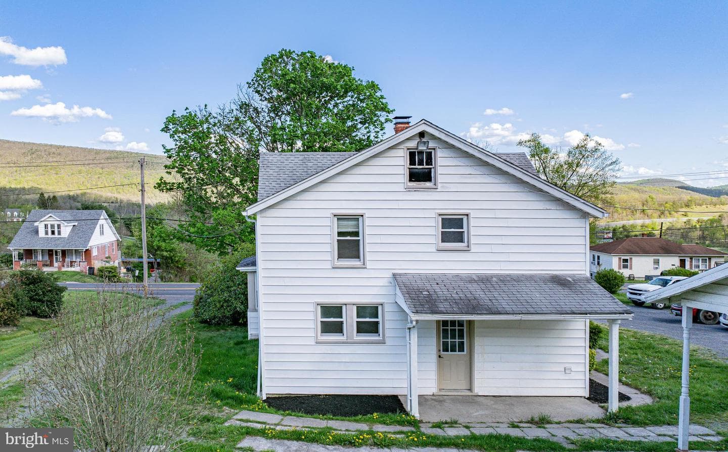 14015 Bedford Road NE photo 9