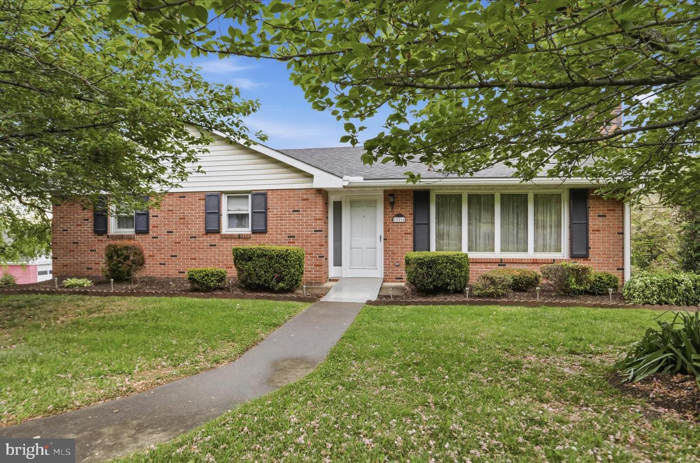 12216 Mcmullen Highway SW, Cumberland