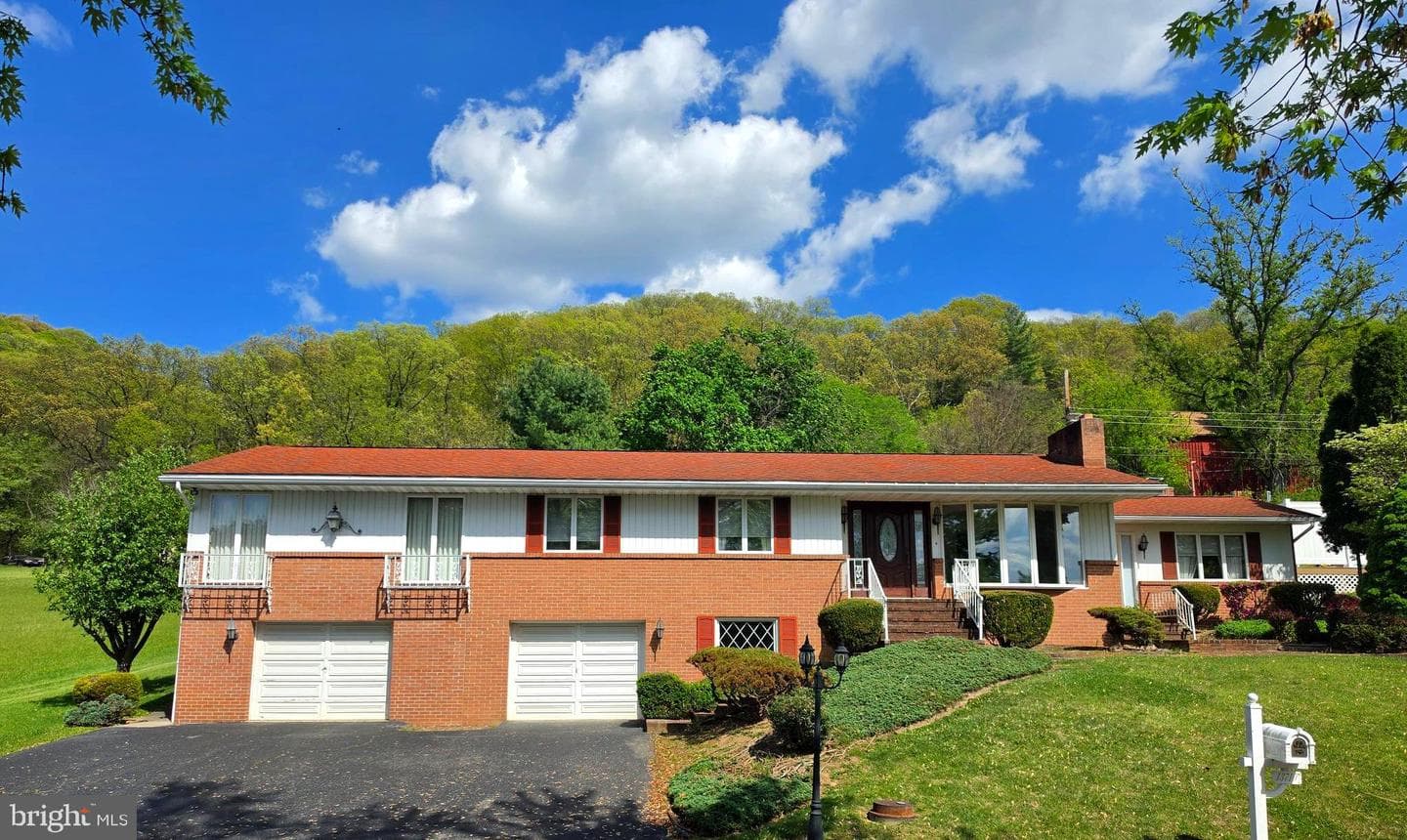 13710 Cardinal Dr SE, Cumberland