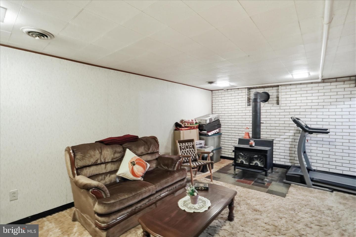 15604 Harvest Drive SW photo 26