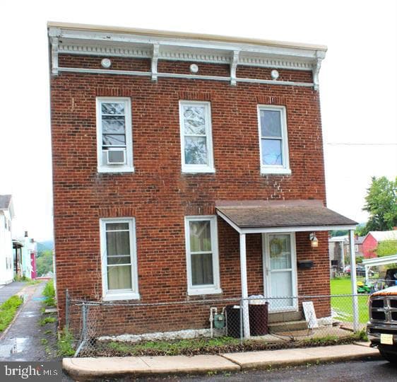 420 Chestnut Street, Cumberland