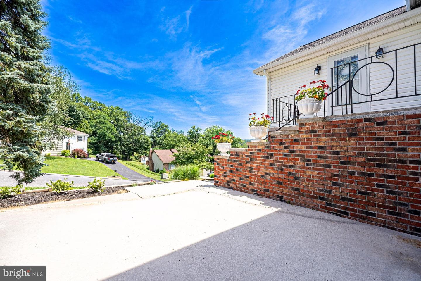 608 Wellington Lane photo 12