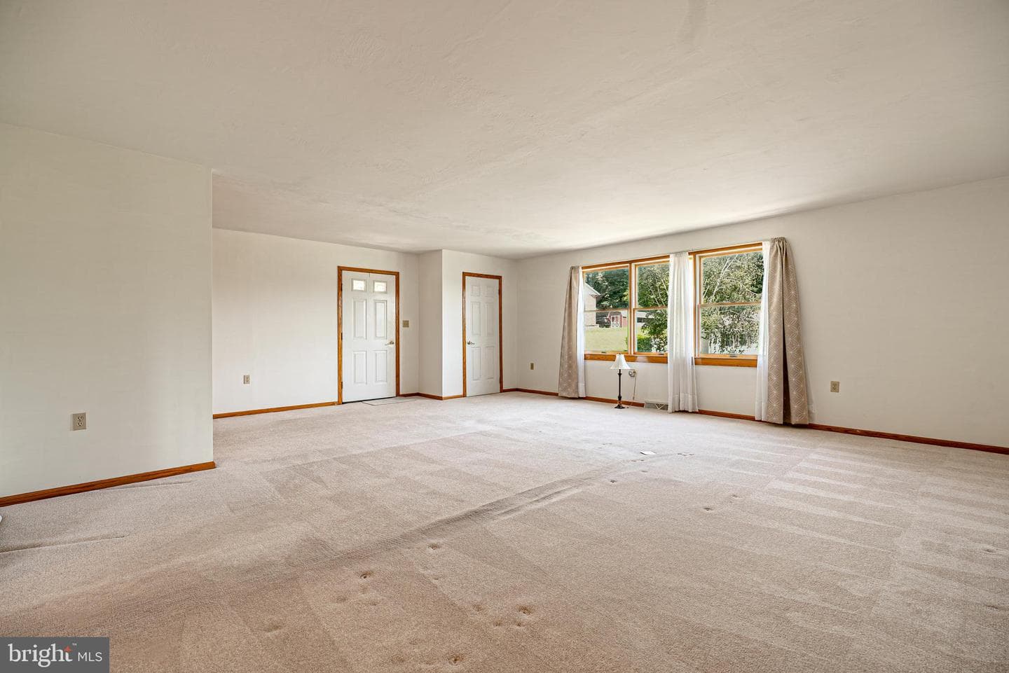 608 Wellington Lane photo 18