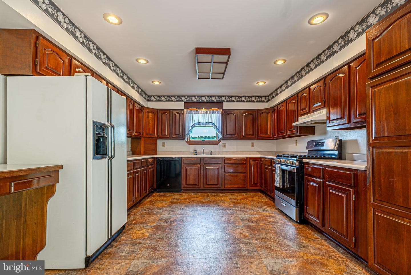 608 Wellington Lane, Cumberland