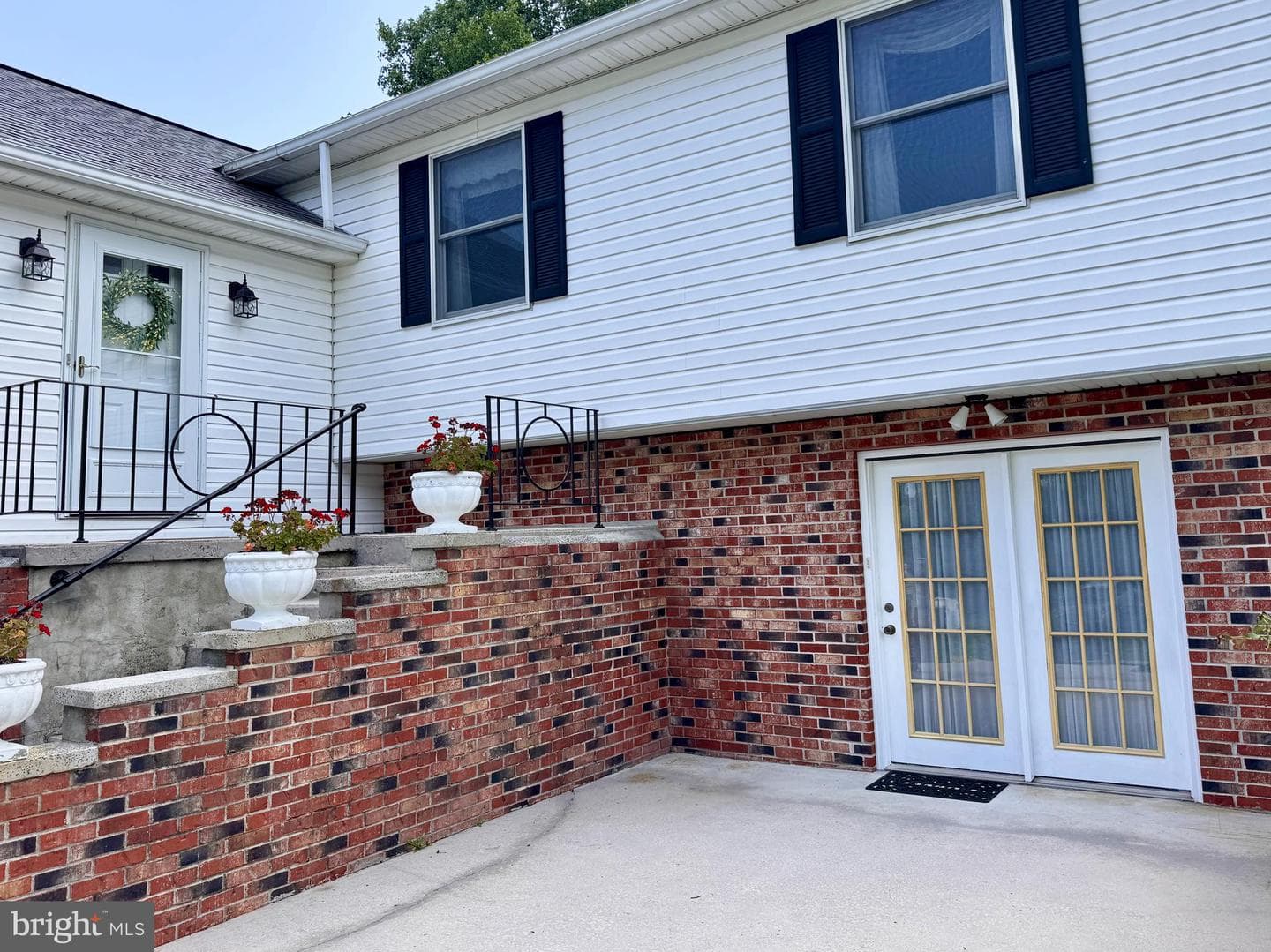 608 Wellington Lane photo 61